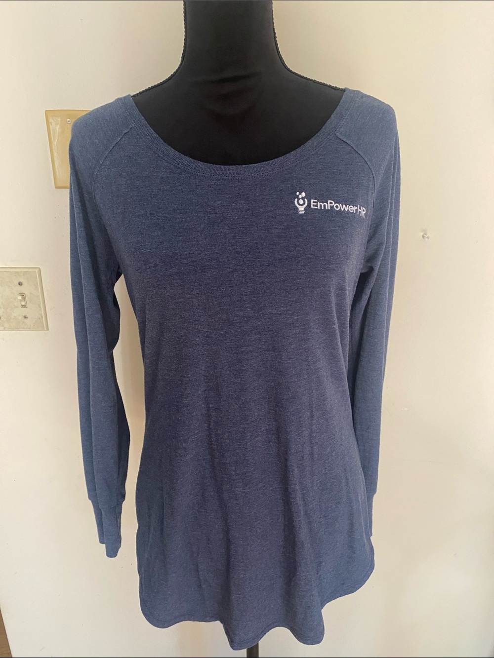 Sportex Women's Blue EmPower HR Long-Sleeve Scoop Neck Tee US Sz Medium